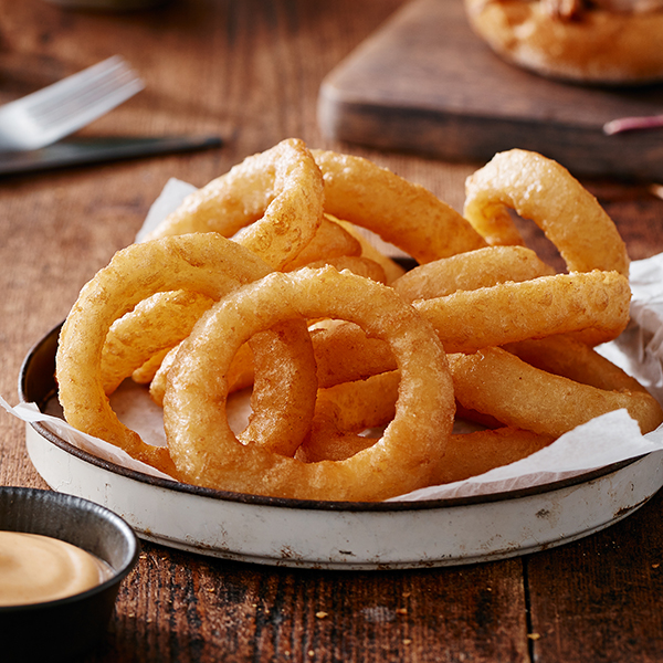 Beer Batter Onion Rings with Jalapeno Chili Salt | McCain Foodservice ...